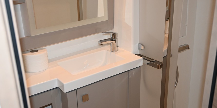 Fountaine Pajot Saona 47