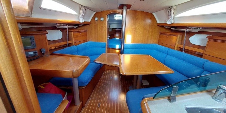 Jeanneau Sun Odyssey 37