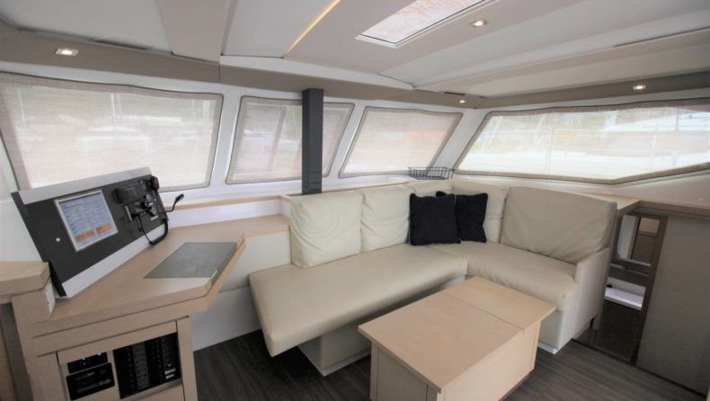 Fountaine Pajot Lucia 40