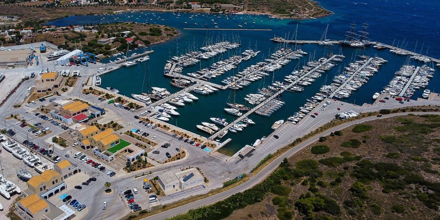 Beneteau FIRST YACHT 53