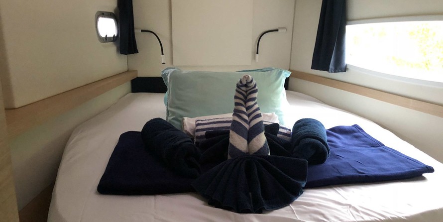 Fountaine Pajot Helia 44