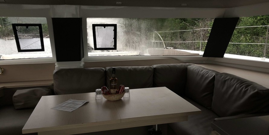 Fountaine Pajot Helia 44