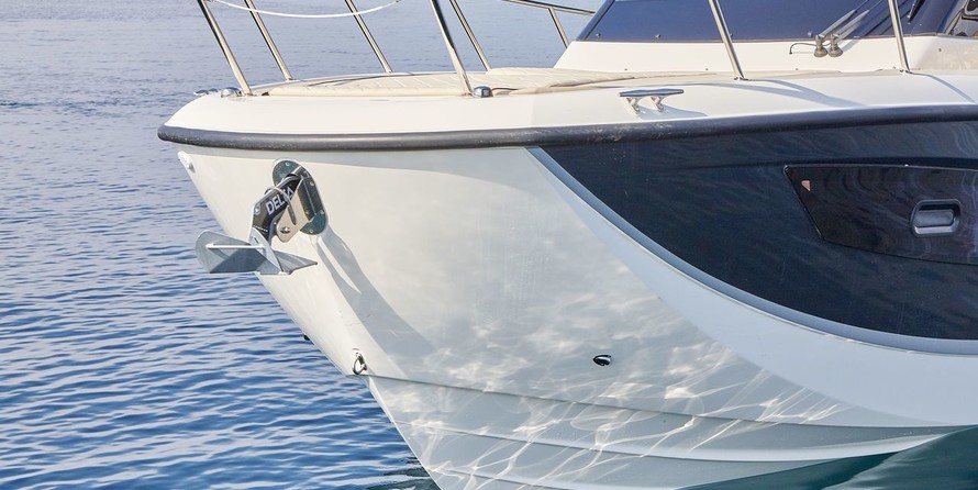 Quicksilver Activ 875 Sundeck