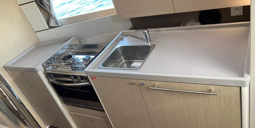 Beneteau Oceanis 35.1