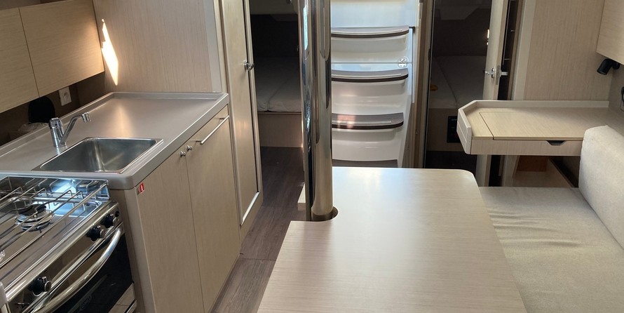 Beneteau Oceanis 35.1