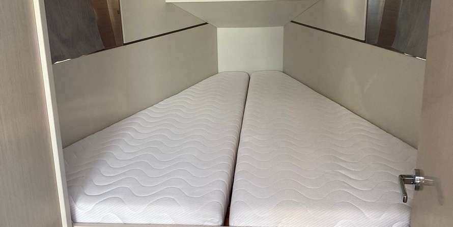 Beneteau Oceanis 35.1