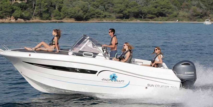Pacific Craft 700