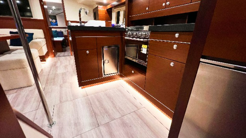 Hanse 545
