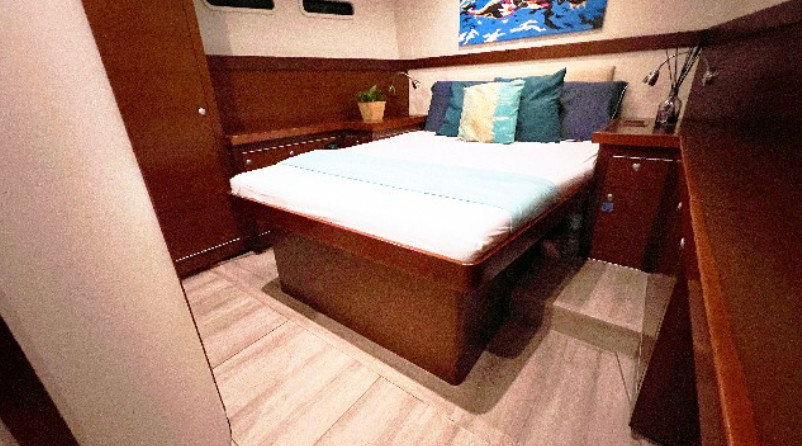 Hanse 545