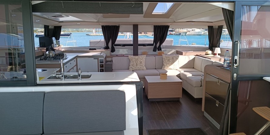 Fountaine Pajot Elba 45