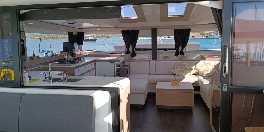 Fountaine Pajot Elba 45