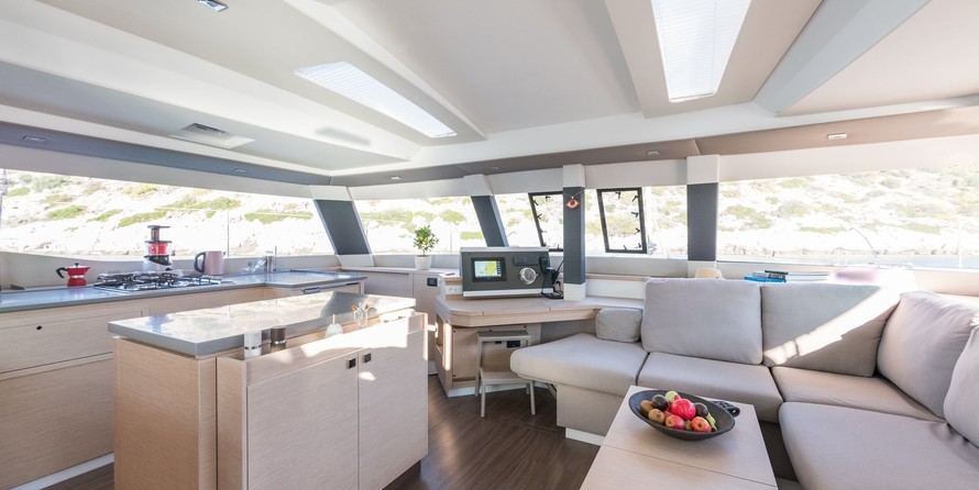 Fountaine Pajot Saba 50