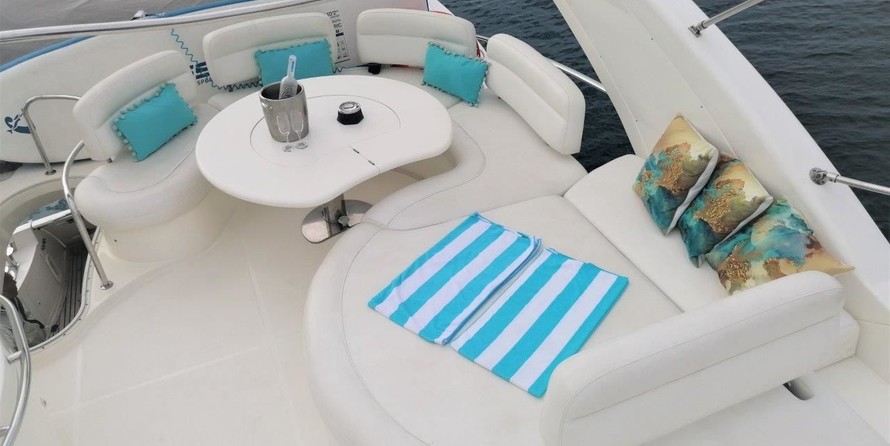 Azimut 68