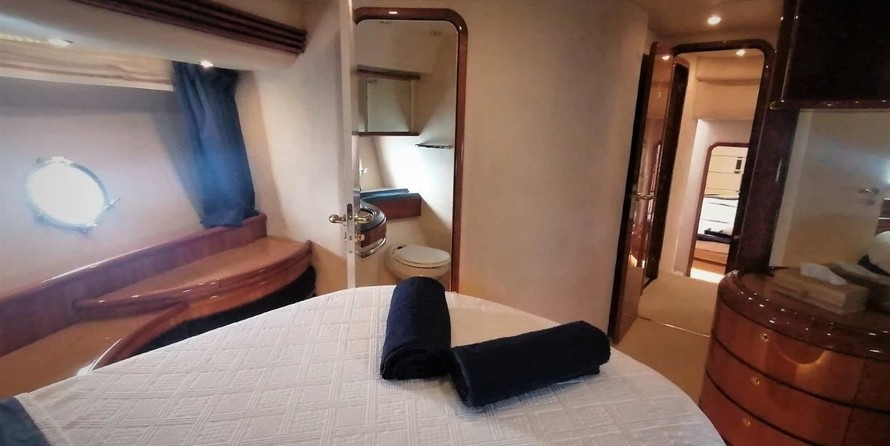 Azimut 68