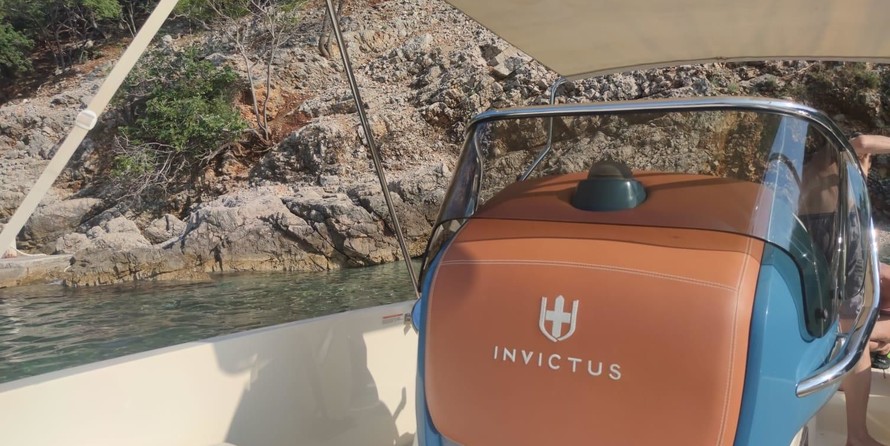 Invictus 200 FX