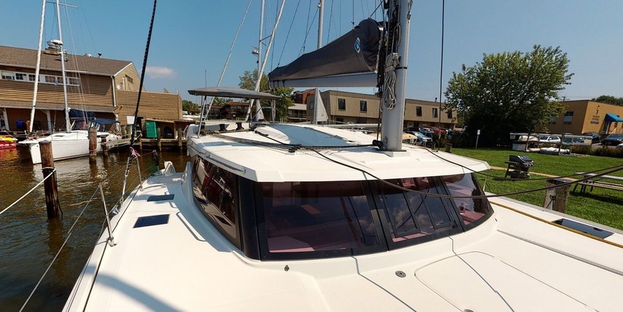 Fountaine Pajot Lucia 40