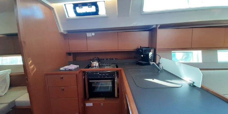 Bavaria C45