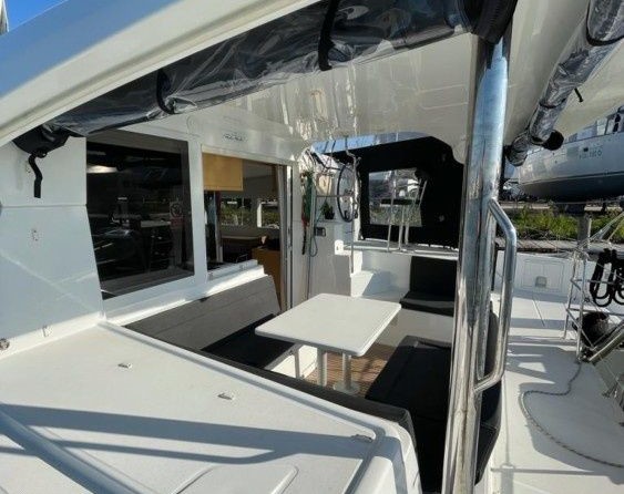 Lagoon 39