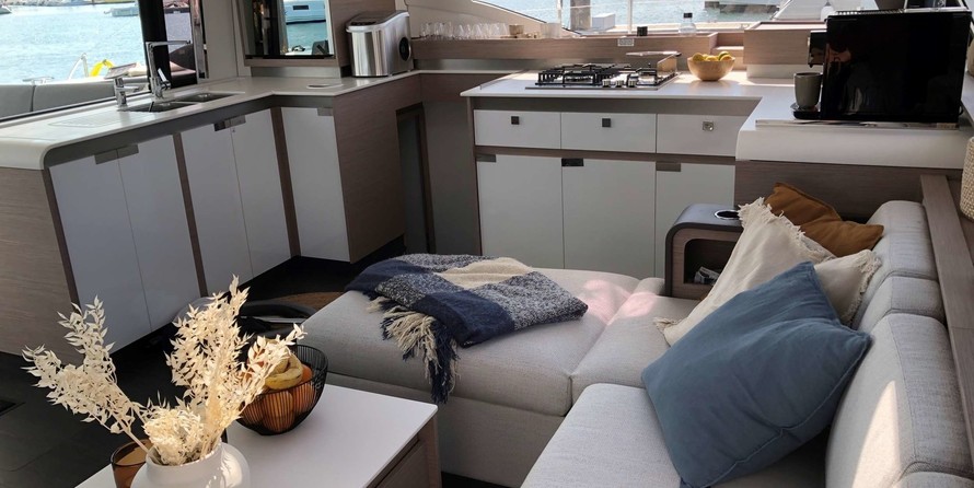Fountaine Pajot Elba 45