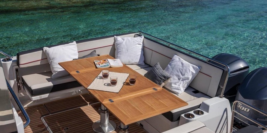 Jeanneau Cap Camarat 10.5