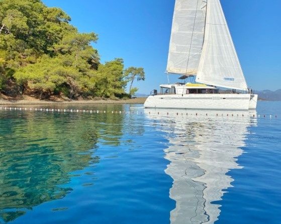 Lagoon 450 F
