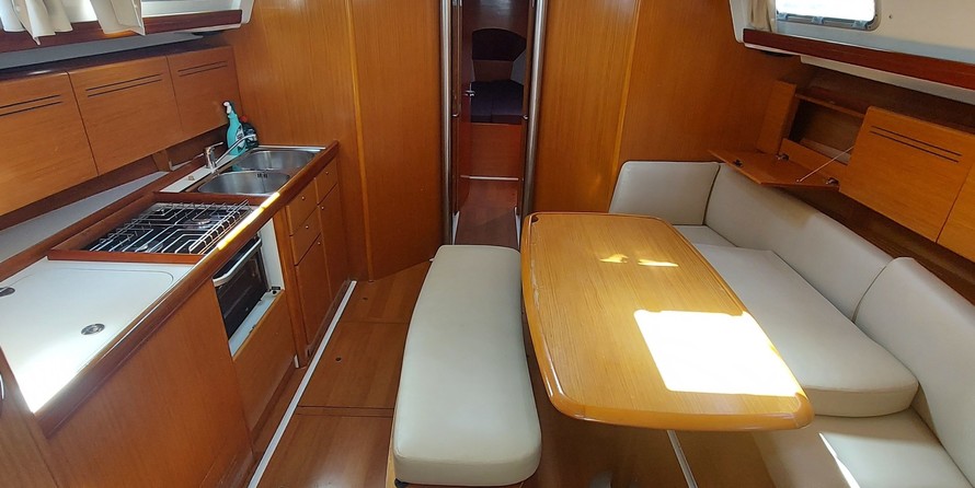 Beneteau Cyclades 43.4
