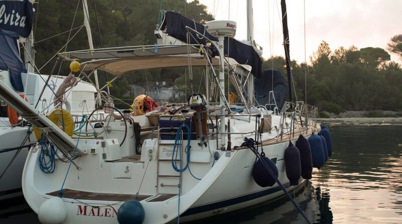 Beneteau Oceanis 523