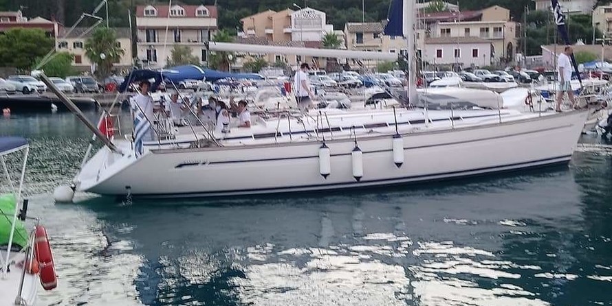 Bavaria 44