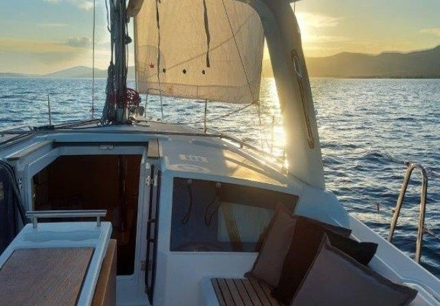Beneteau Oceanis 35