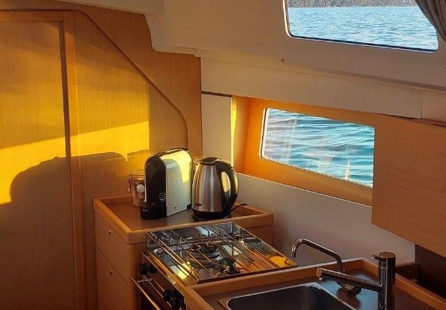Beneteau Oceanis 35