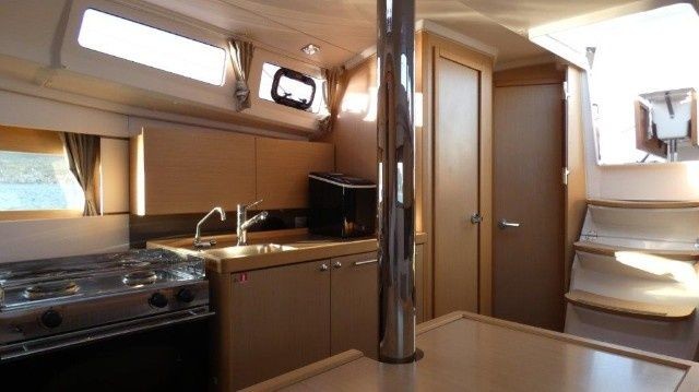 Beneteau Oceanis 35