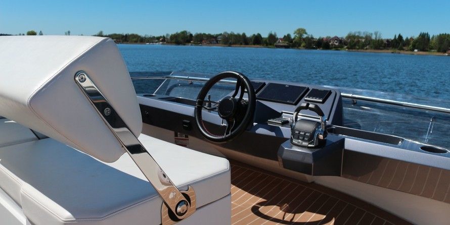 Galeon 360 FLY