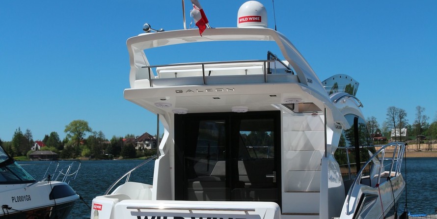 Galeon 360 FLY