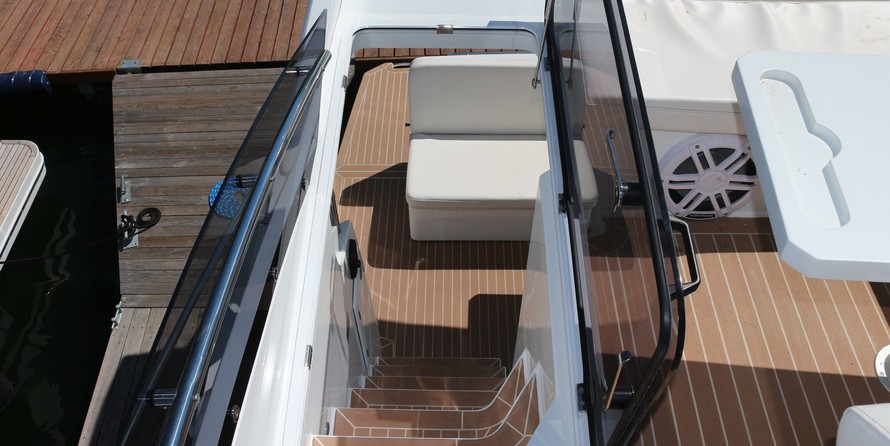 Galeon 360 FLY