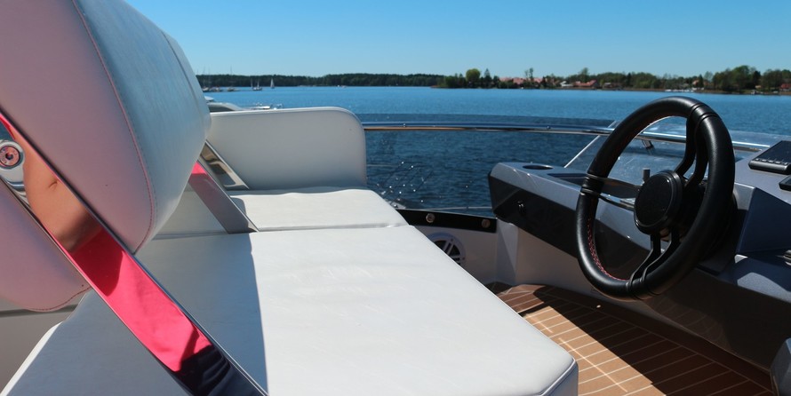 Galeon 360 FLY