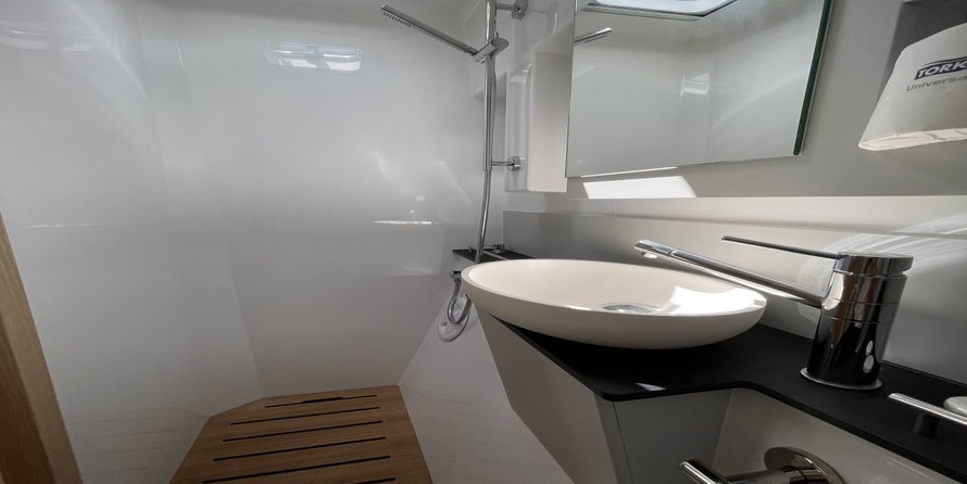 Nautitech 40 Open - 4 + 2 cab.