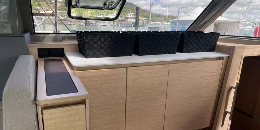 Nautitech 40 Open - 4 + 2 cab.