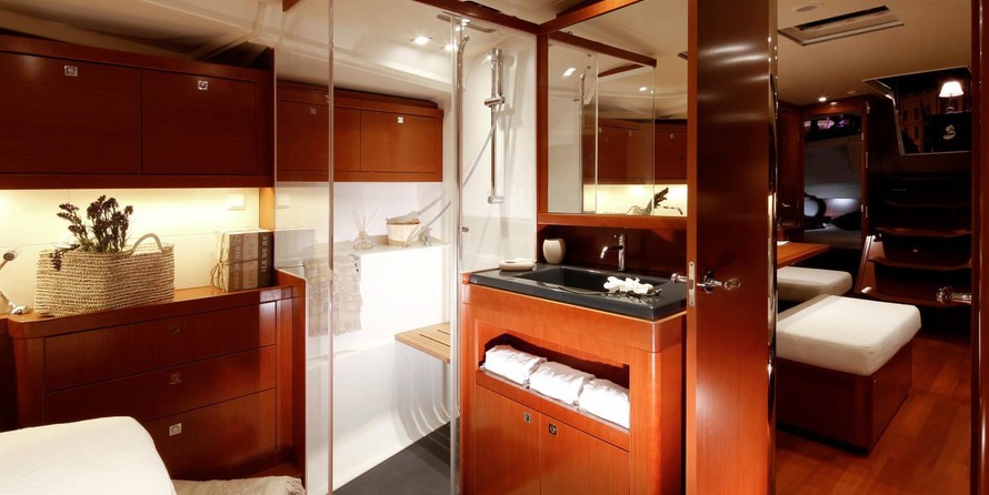 Beneteau Oceanis 48