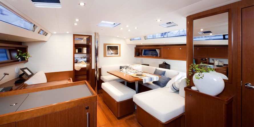 Beneteau Oceanis 48