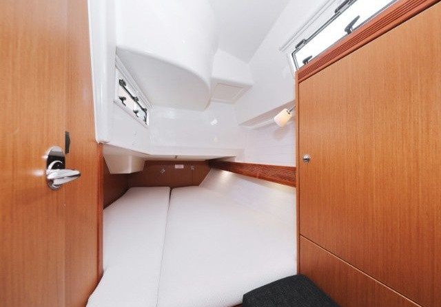 Bavaria Cruiser 36