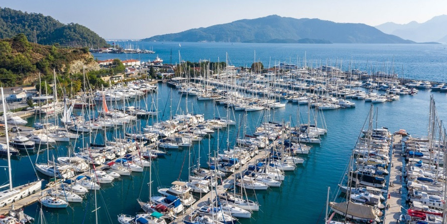 Beneteau Oceanis 38