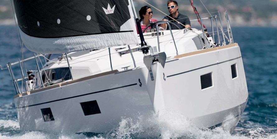 Beneteau Oceanis 38