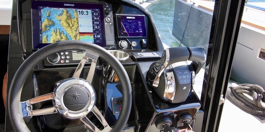 Jeanneau Merry Fisher 895