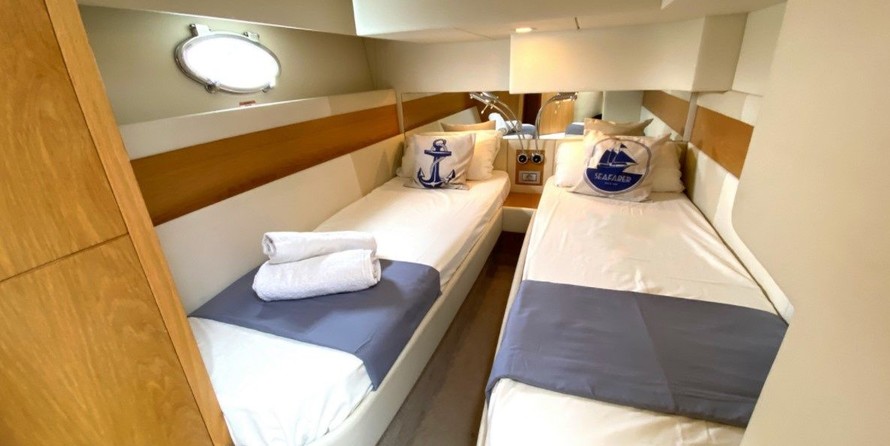 Rodman Muse 44