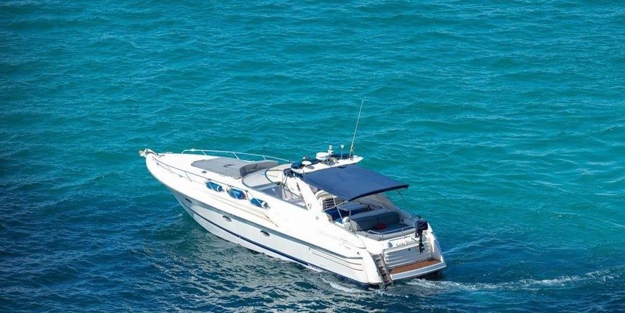 Sunseeker Mustique 42