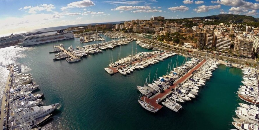 Sunseeker Mustique 42