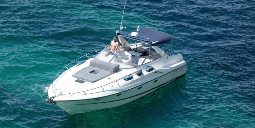 Sunseeker Mustique 42
