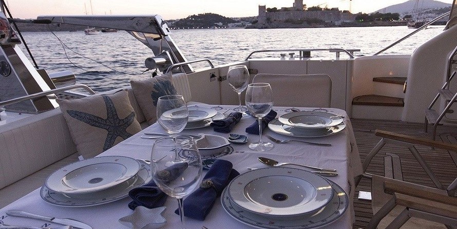 Fairline Squadron 65