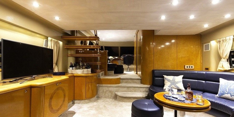 Fairline Squadron 65