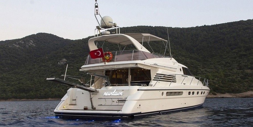 Fairline Squadron 65